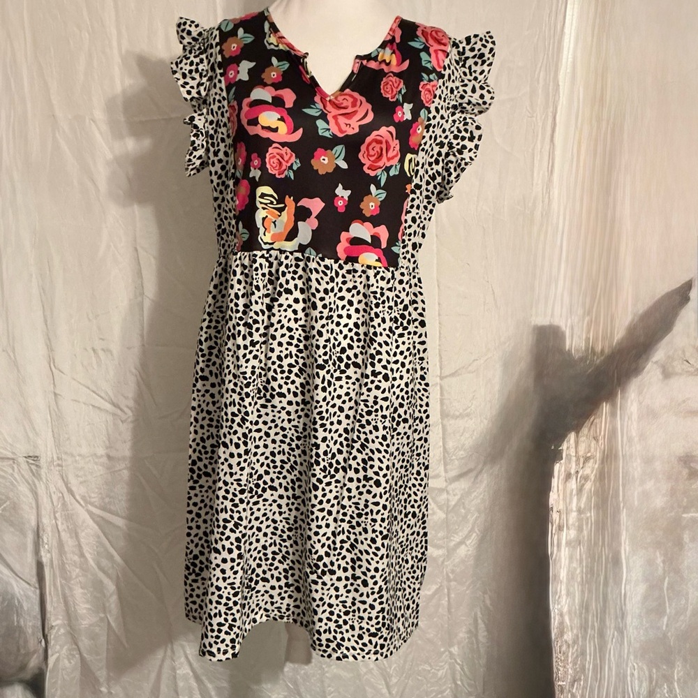 Savanna Jane Black and White Floral Midi Dress